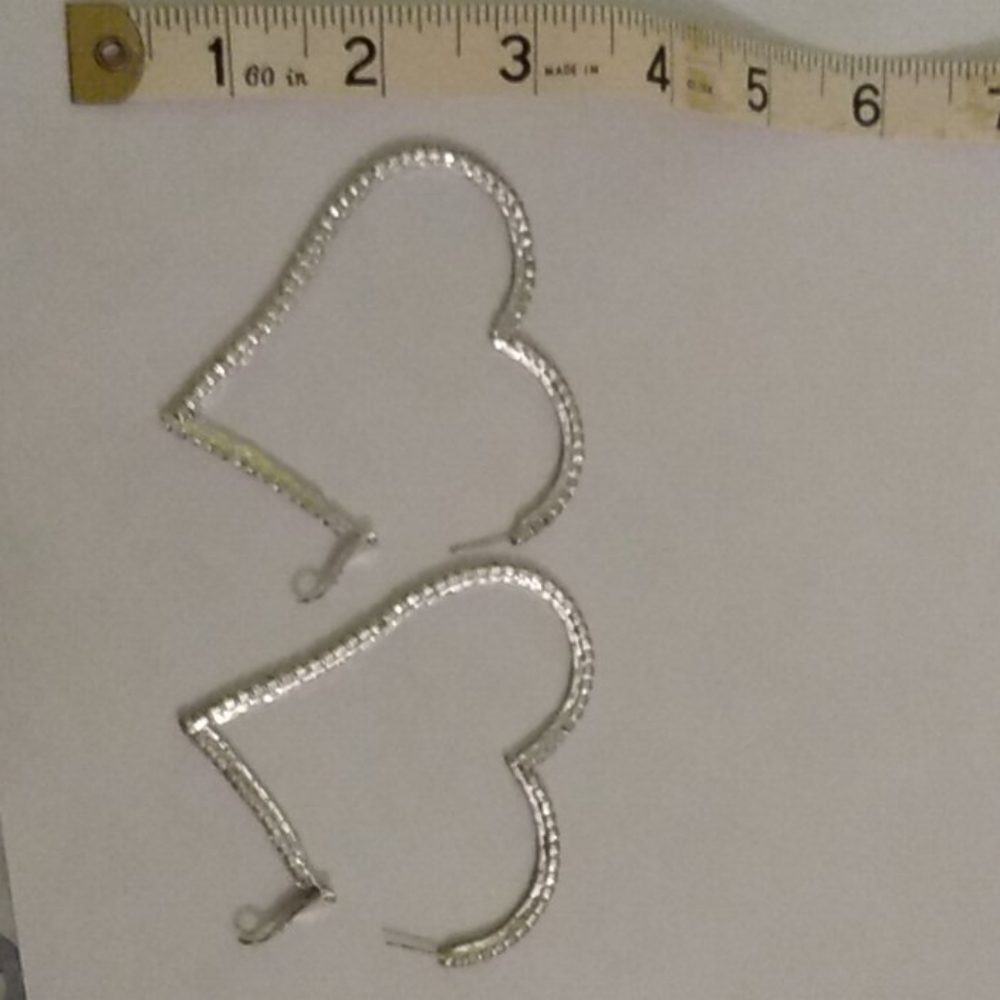 Heart earrings loops